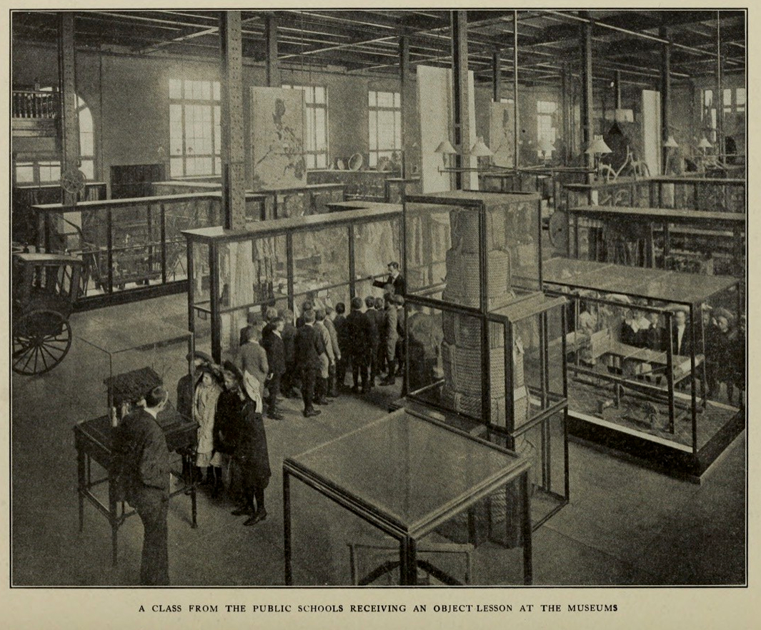 Object Lessons School Tours CommericalMuseum_1910